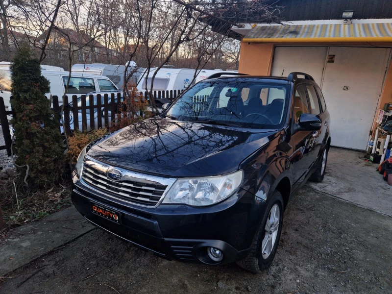 Subaru Forester 2.0i Швейцария, снимка 1 - Автомобили и джипове - 48852744