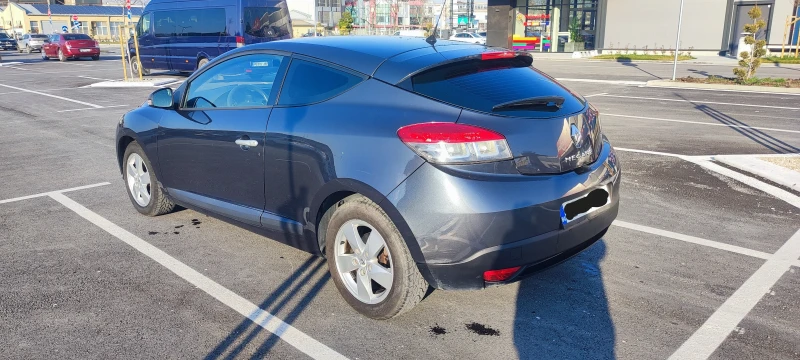 Renault Megane 1.5 DCI, снимка 7 - Автомобили и джипове - 49027282