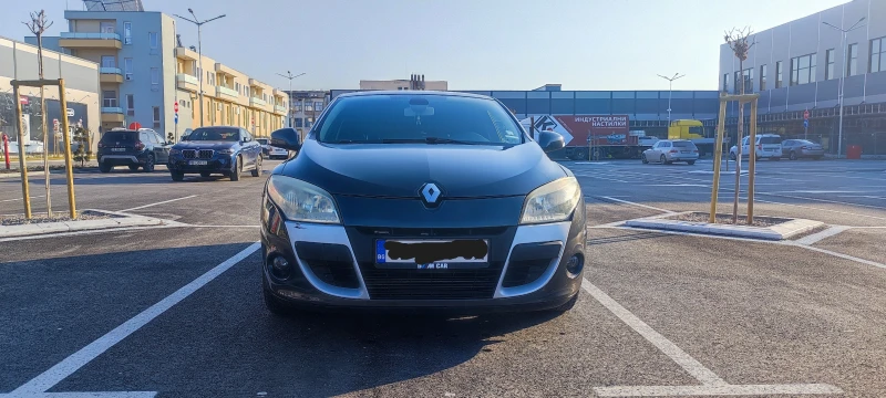 Renault Megane 1.5 DCI, снимка 2 - Автомобили и джипове - 49027282