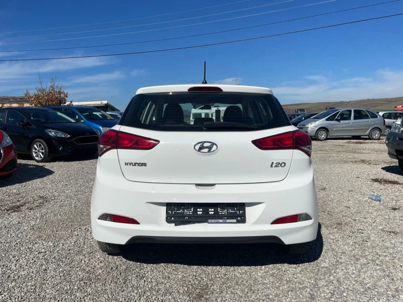 Hyundai I20, снимка 8 - Автомобили и джипове - 49415380