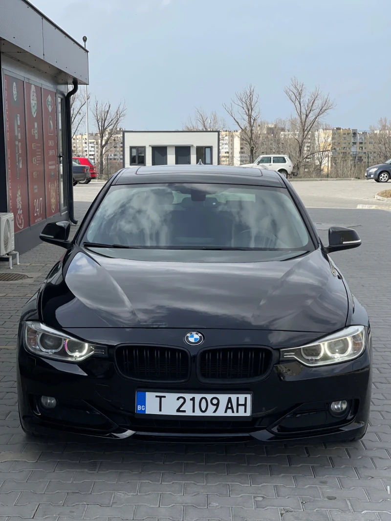 BMW 320 Full 8ZF Голямо Нави Подгрев Панорама , снимка 3 - Автомобили и джипове - 49497566