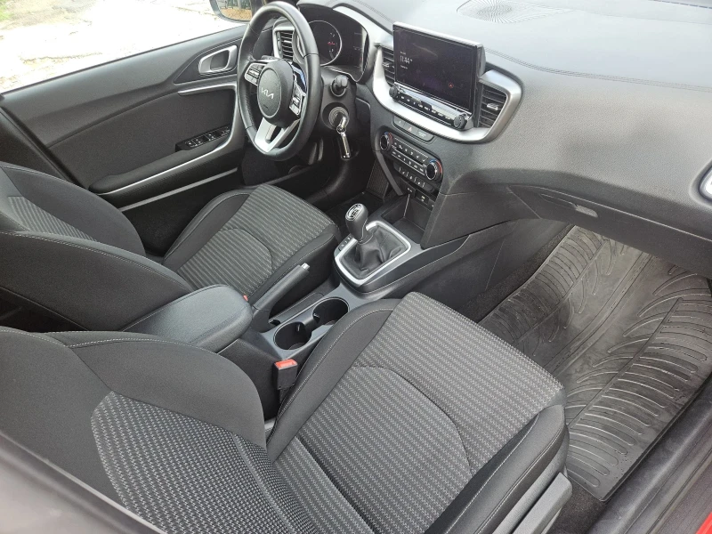 Kia Ceed 1.0--TDGI--NAVI, снимка 12 - Автомобили и джипове - 50917994