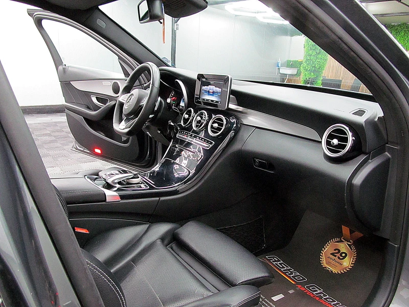 Mercedes-Benz C 220 4-MATIC/AMG-OPTIC/NAVI/СОБСТВЕН ЛИЗИНГ, снимка 11 - Автомобили и джипове - 51180787