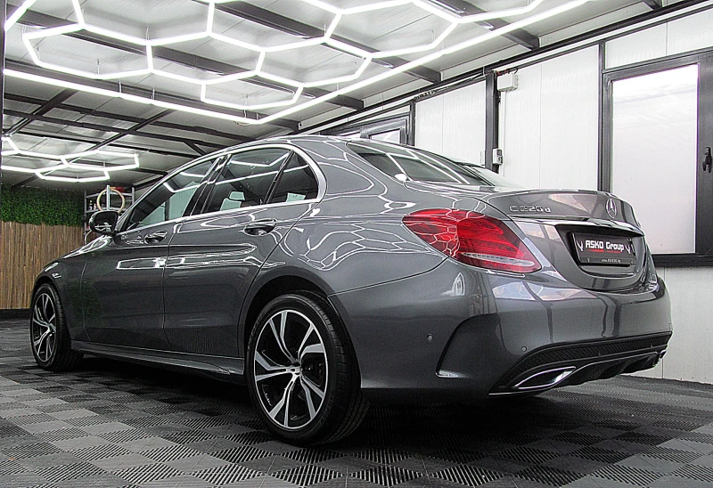 Mercedes-Benz C 220 4-MATIC/AMG-OPTIC/NAVI/СОБСТВЕН ЛИЗИНГ, снимка 4 - Автомобили и джипове - 51180787