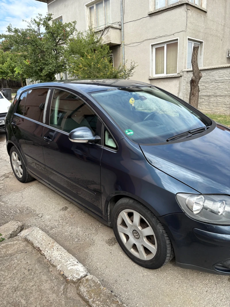 VW Golf Plus 2.0TDI, снимка 2 - Автомобили и джипове - 52877335