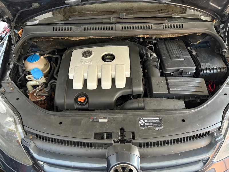 VW Golf Plus 2.0TDI, снимка 9 - Автомобили и джипове - 52877335
