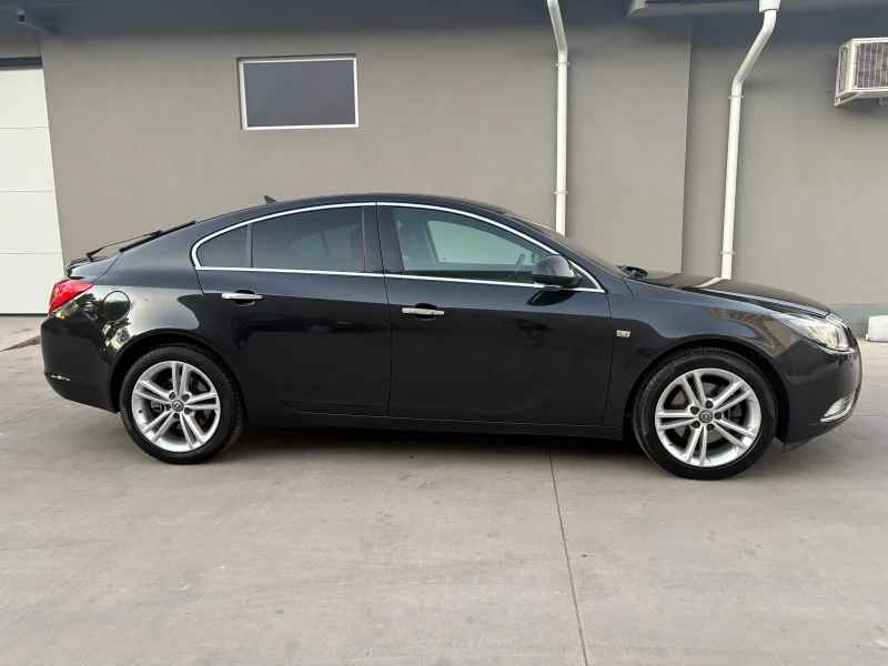 Opel Insignia Sport 4x4 2.0 CDTI 160hp Full Extras, снимка 9 - Автомобили и джипове - 51790433