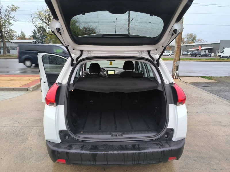 Peugeot 2008 1.6d-Navi-Panorama-Euro-5B, снимка 11 - Автомобили и джипове - 52322092