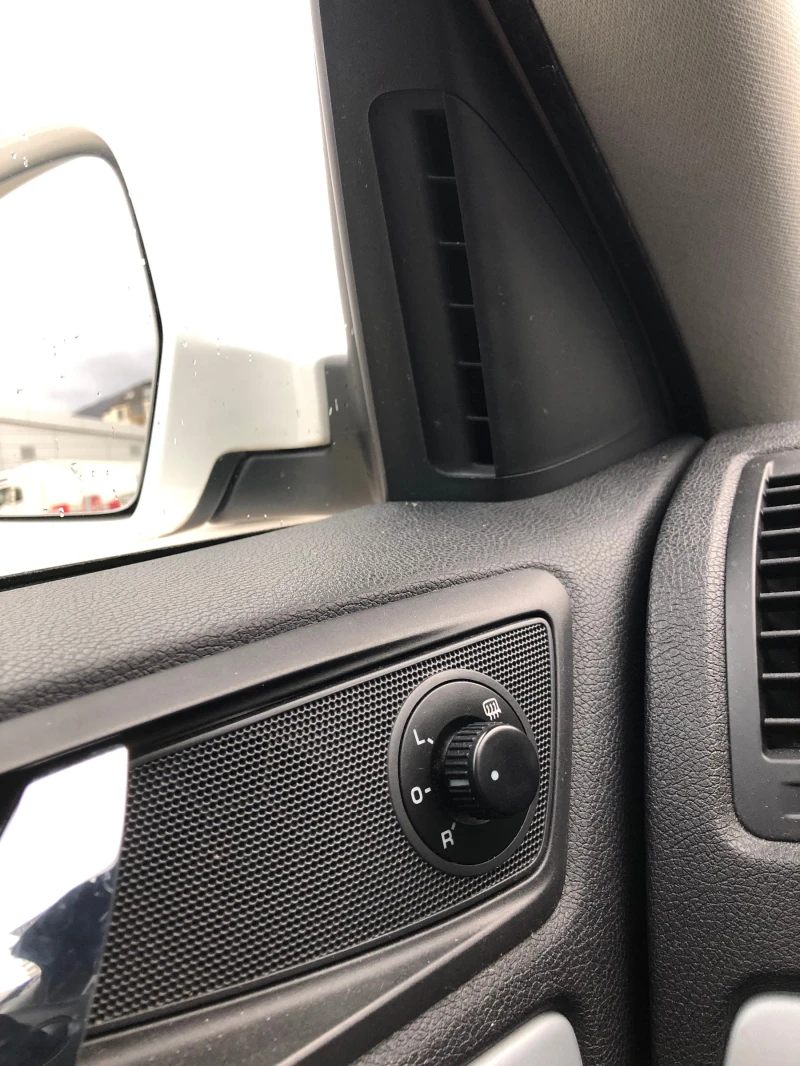 Skoda Octavia 1.8 TSI 4x4 * Сервизна Книжка* , снимка 5 - Автомобили и джипове - 52436313