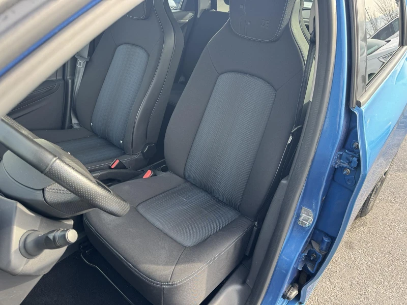 Renault Zoe 41kwh, снимка 13 - Автомобили и джипове - 52624926