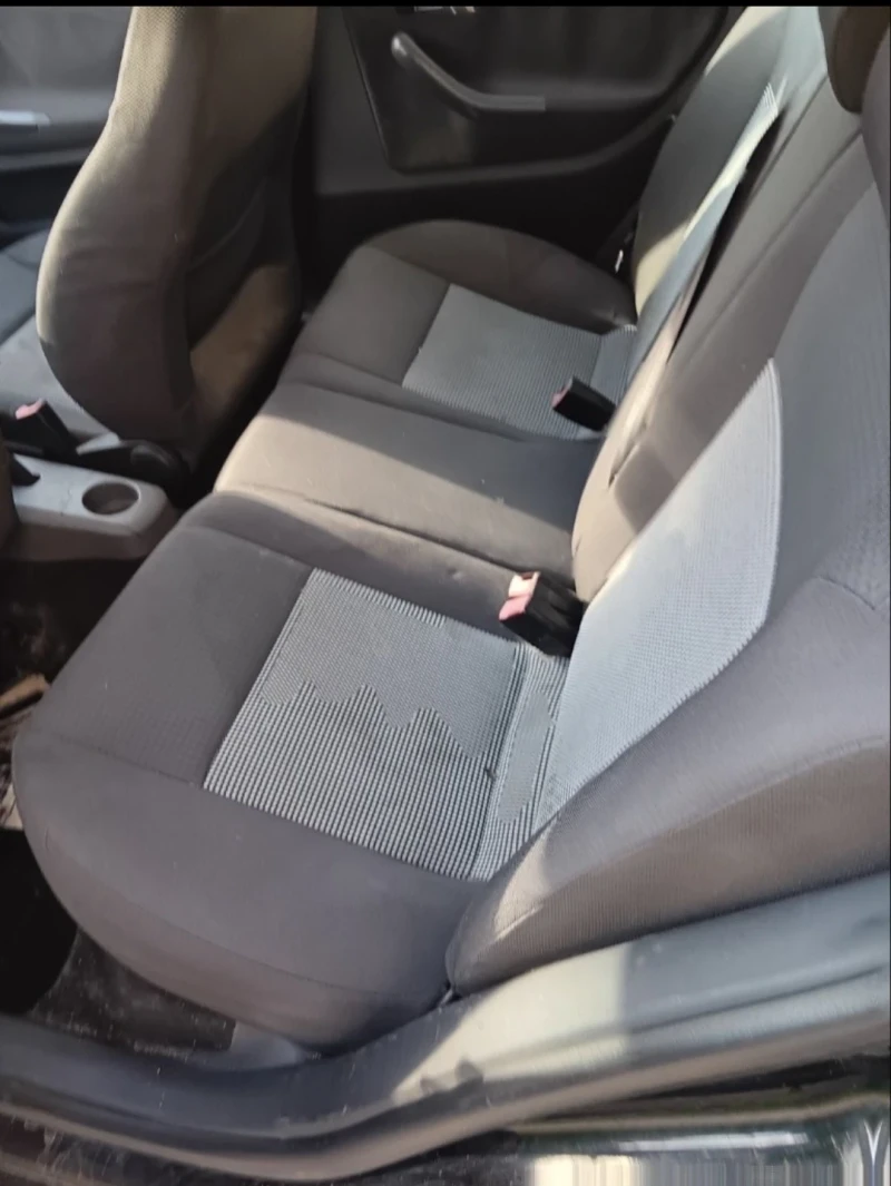 Seat Ibiza 1.4 TDI , снимка 6 - Автомобили и джипове - 53024337