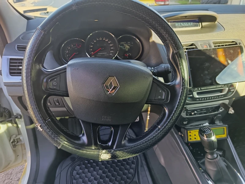 Renault Megane, снимка 9 - Автомобили и джипове - 53181482