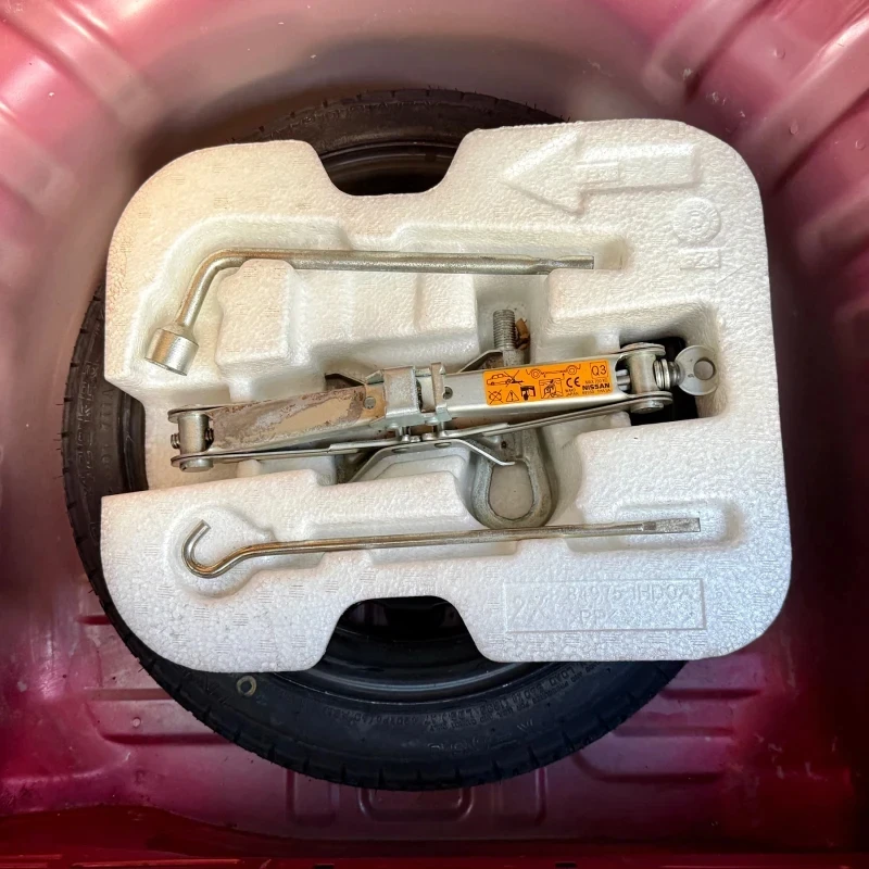 Nissan Micra 1.2 бензин | 2012 | 86 к.с. | АВТОМАТИК, снимка 12 - Автомобили и джипове - 52999359