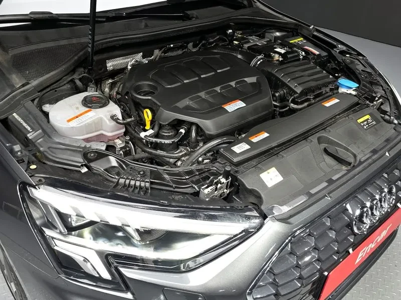 Audi A3 2.0 TFSI, снимка 6 - Автомобили и джипове - 54139372