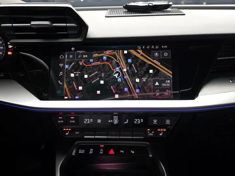 Audi A3 2.0 TFSI, снимка 14 - Автомобили и джипове - 54139372