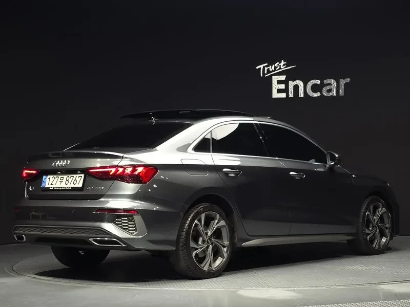 Audi A3 2.0 TFSI, снимка 2 - Автомобили и джипове - 54139372