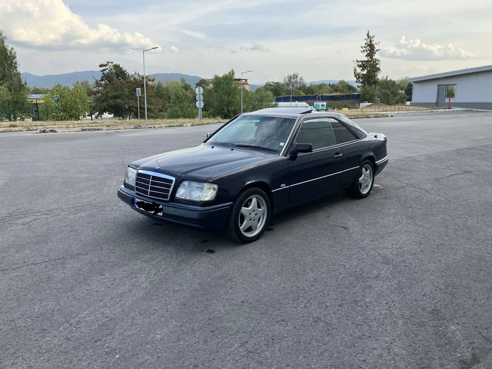 Mercedes-Benz 124 320E  Купе - изображение 2