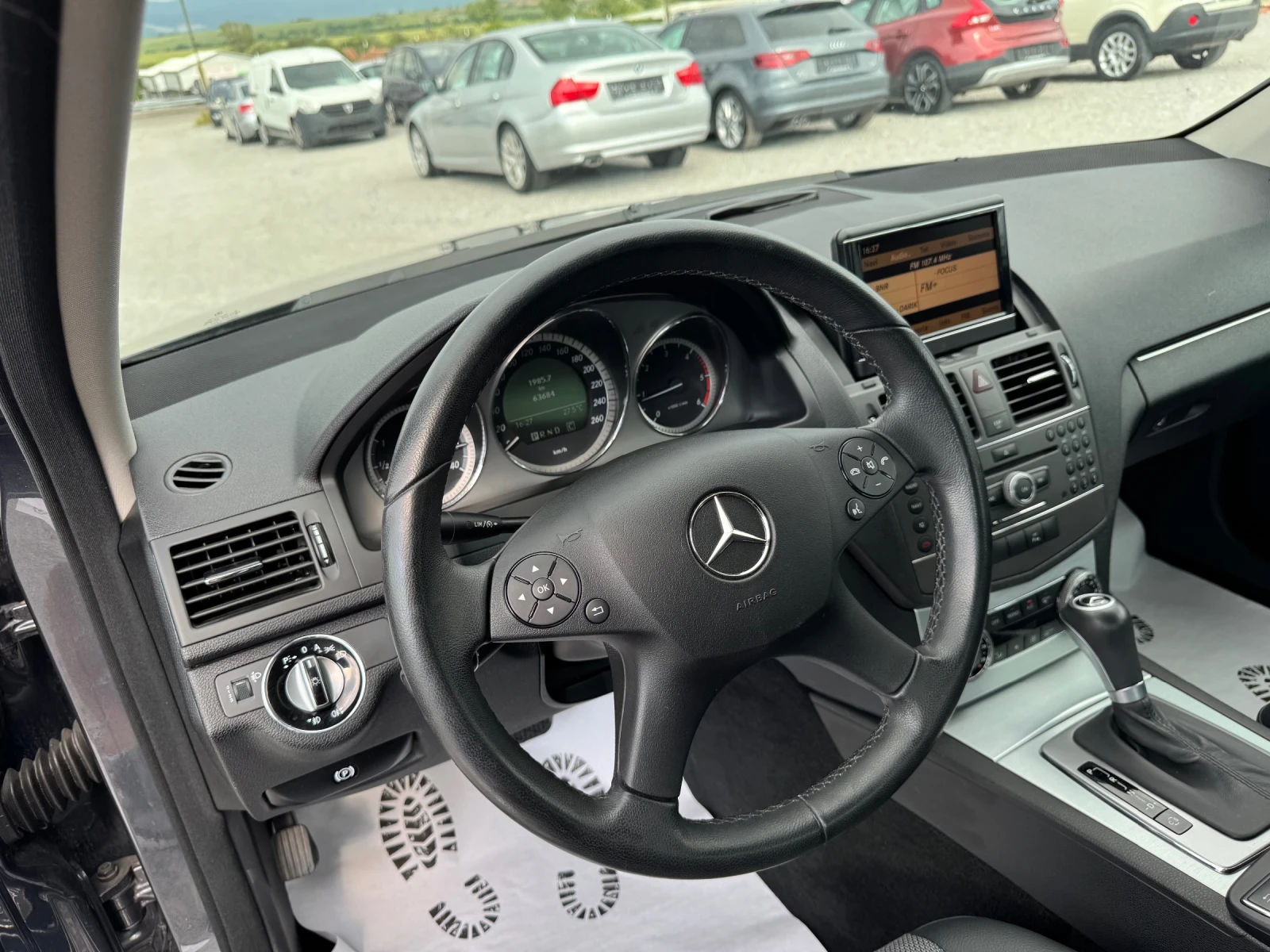 Mercedes-Benz C 220 63.000 км/ ОРИГИНАЛНАТА БОЯ/AVANTGARDE/НОВ - изображение 8