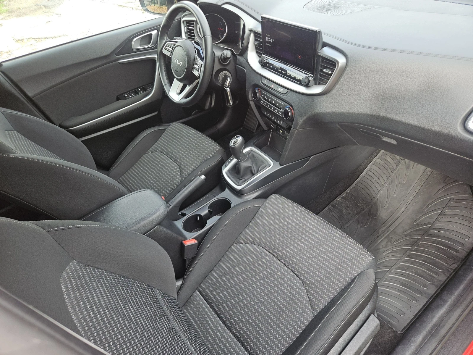 Kia Ceed 1.0--TDGI--NAVI | Mobile.bg � ����������� 12