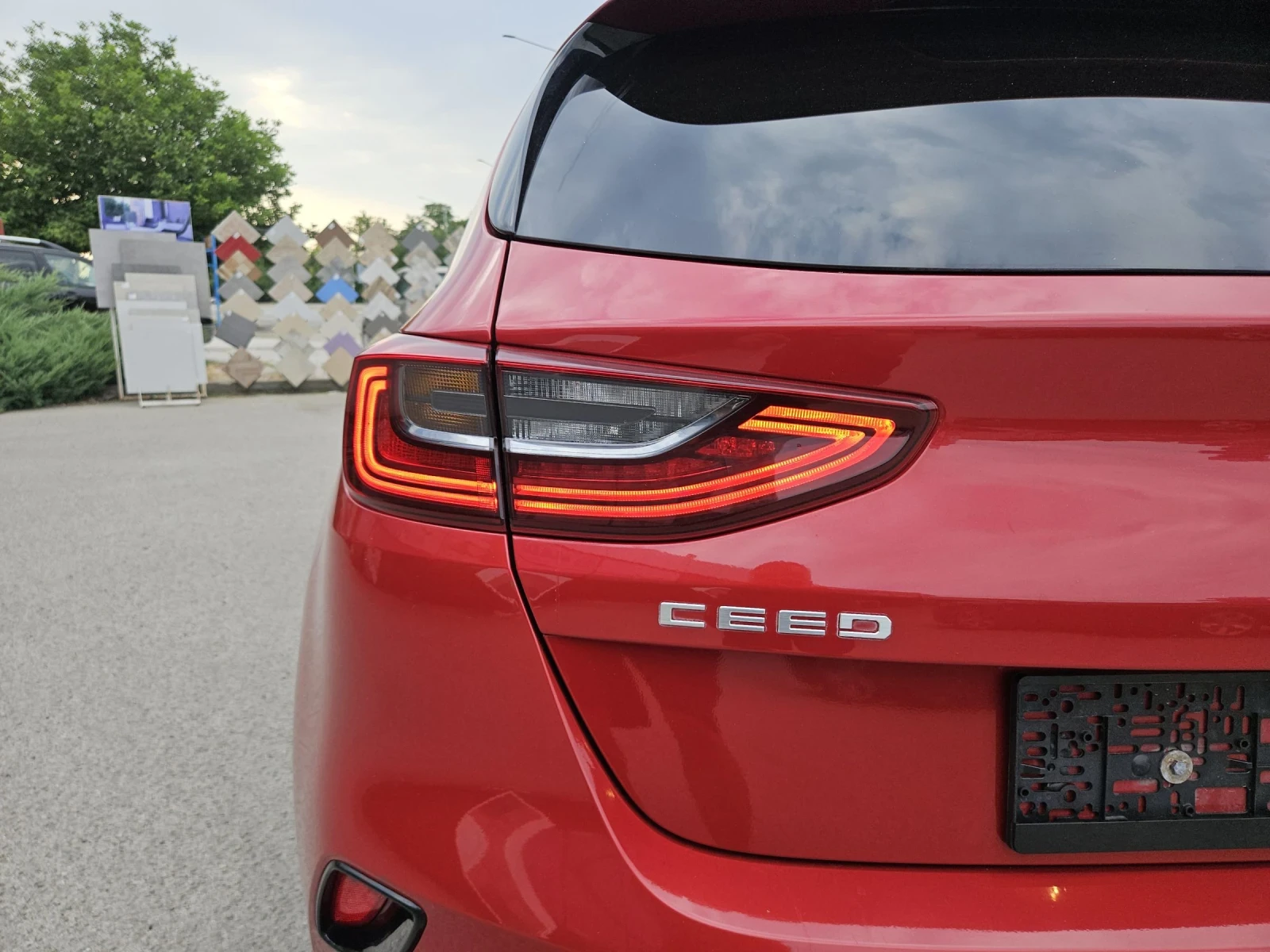 Kia Ceed 1.0--TDGI--NAVI - изображение 10