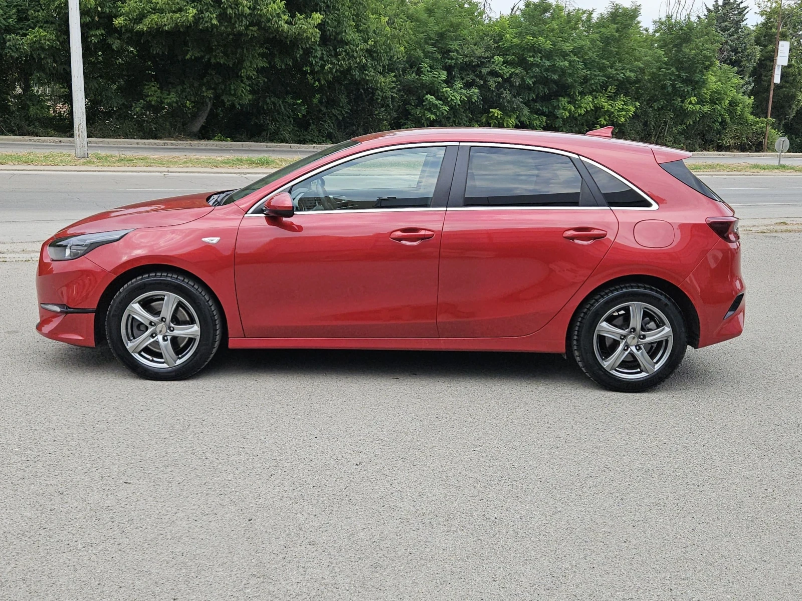 Kia Ceed 1.0--TDGI--NAVI - изображение 9