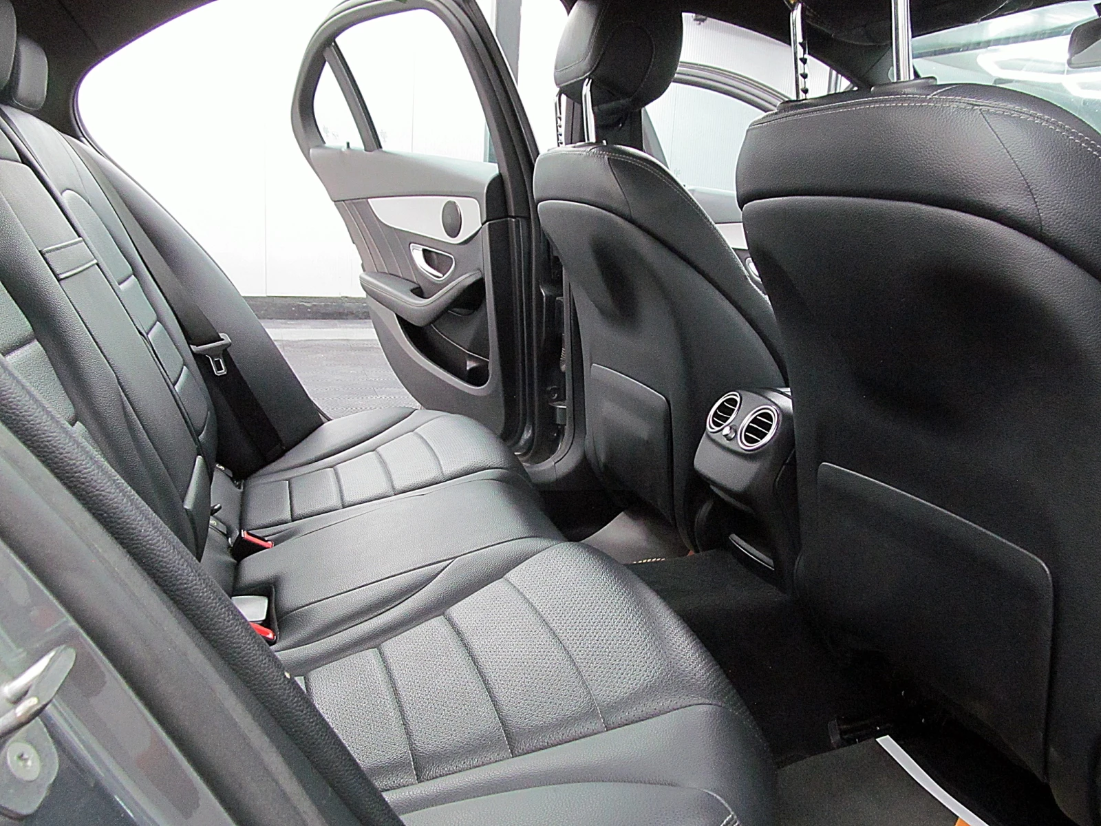 Mercedes-Benz C 220 4-MATIC/AMG-OPTIC/NAVI/  | Mobile.bg   12