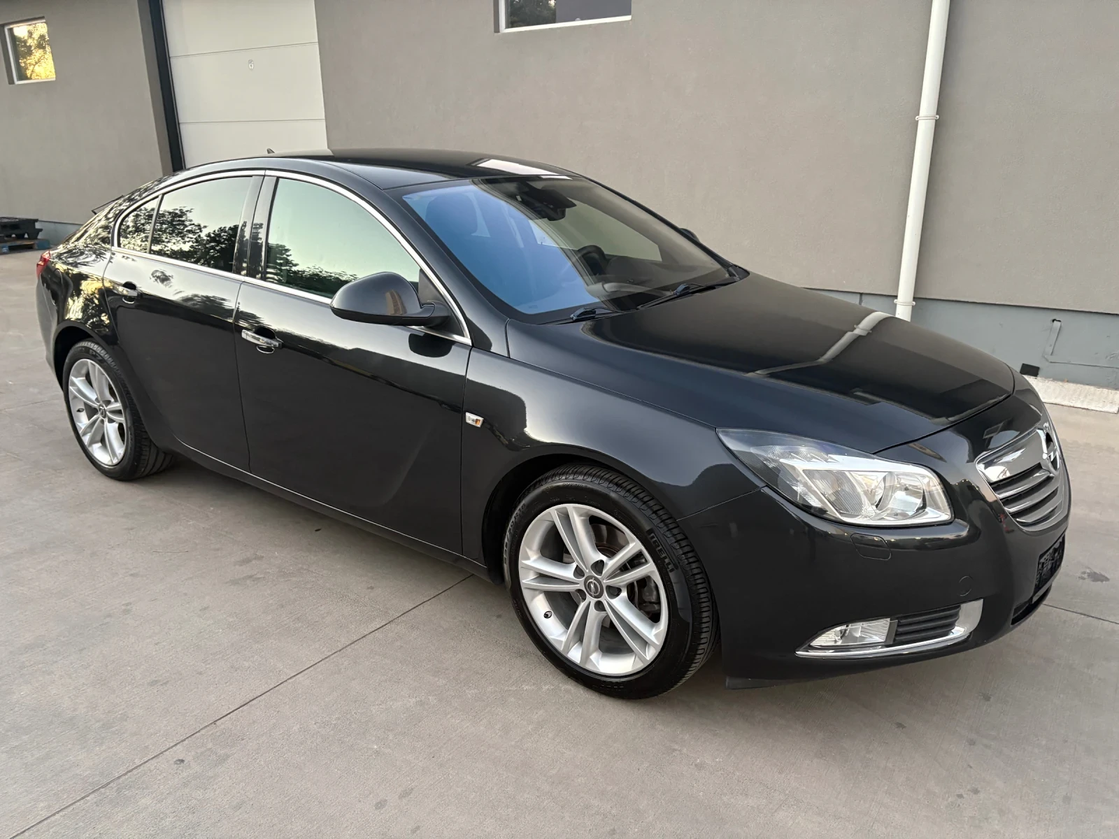 Opel Insignia Sport 4x4 2.0 CDTI 160hp Full Extras - изображение 10