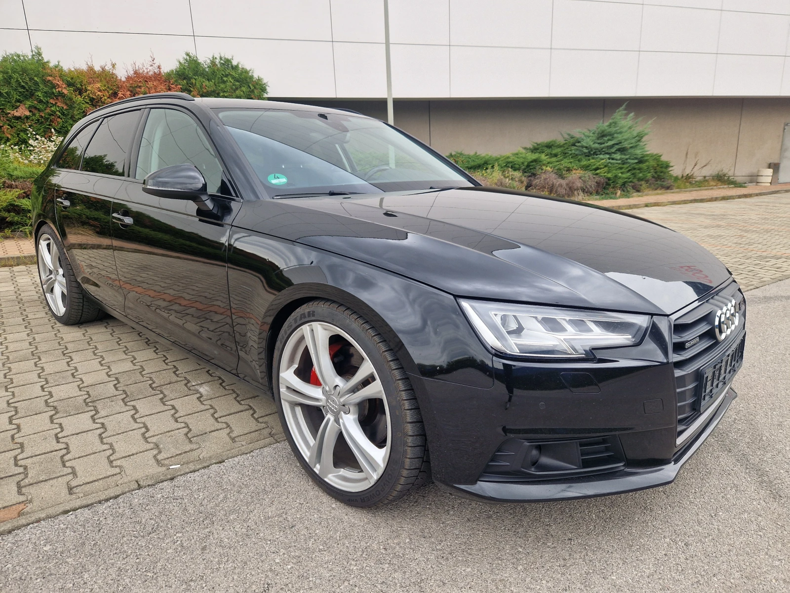 Audi A4 3.0TDI/272кс./ABT/FULL LED/DISTRONIC/4x4/B9/8ZF - изображение 2