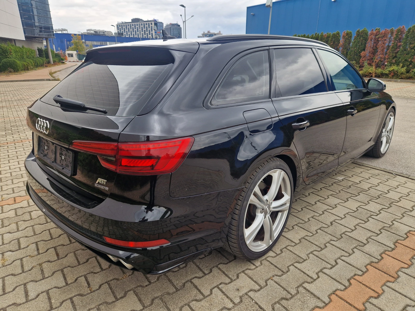 Audi A4 3.0TDI/272кс./ABT/FULL LED/DISTRONIC/4x4/B9/8ZF - изображение 4