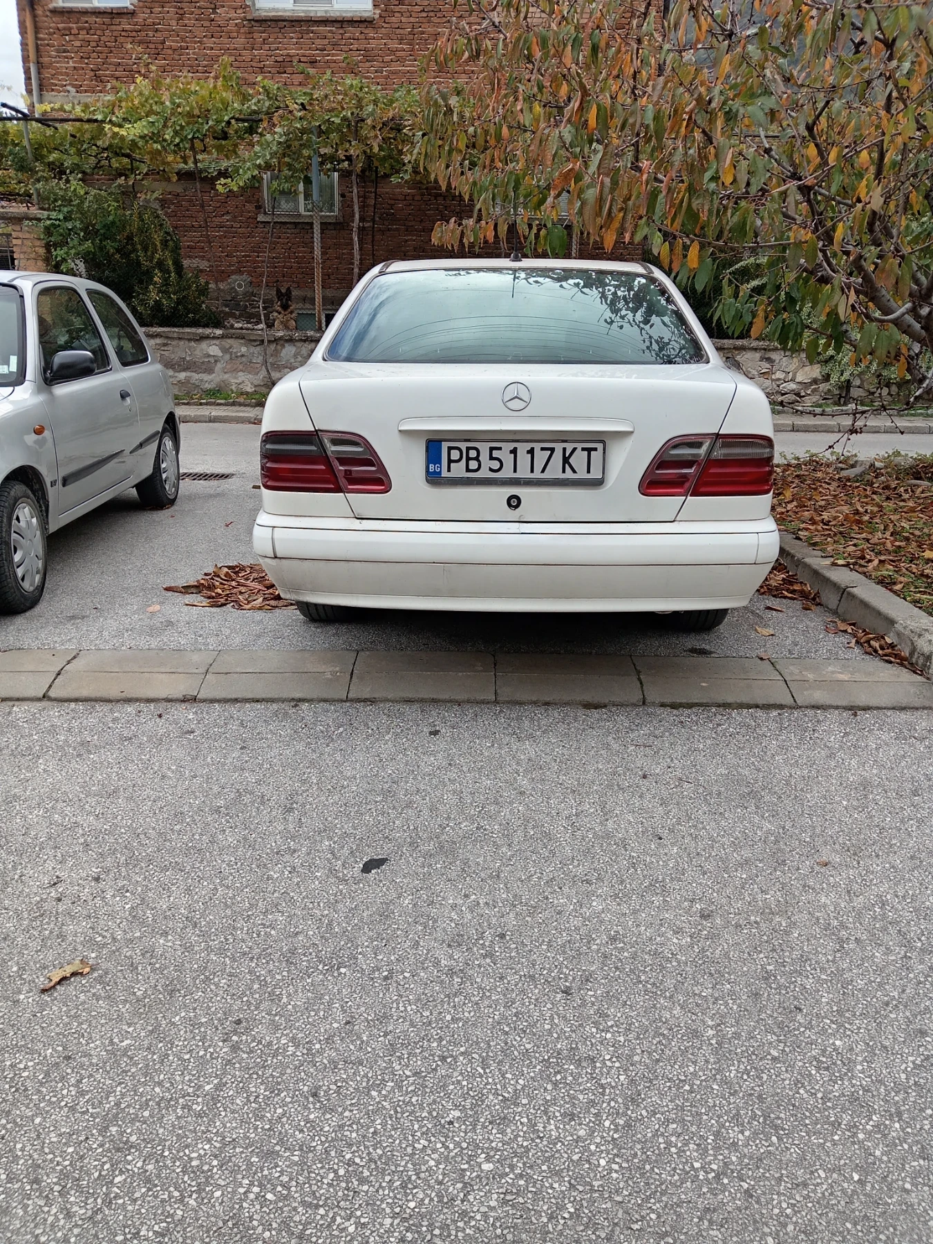 Mercedes-Benz E 200  - изображение 3