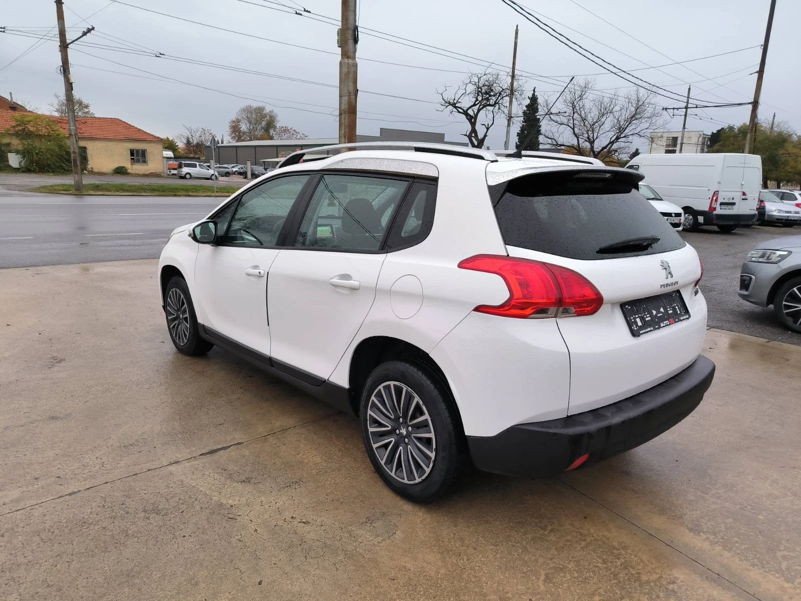 Peugeot 2008 1.6d-Navi-Panorama-Euro-5B - изображение 7