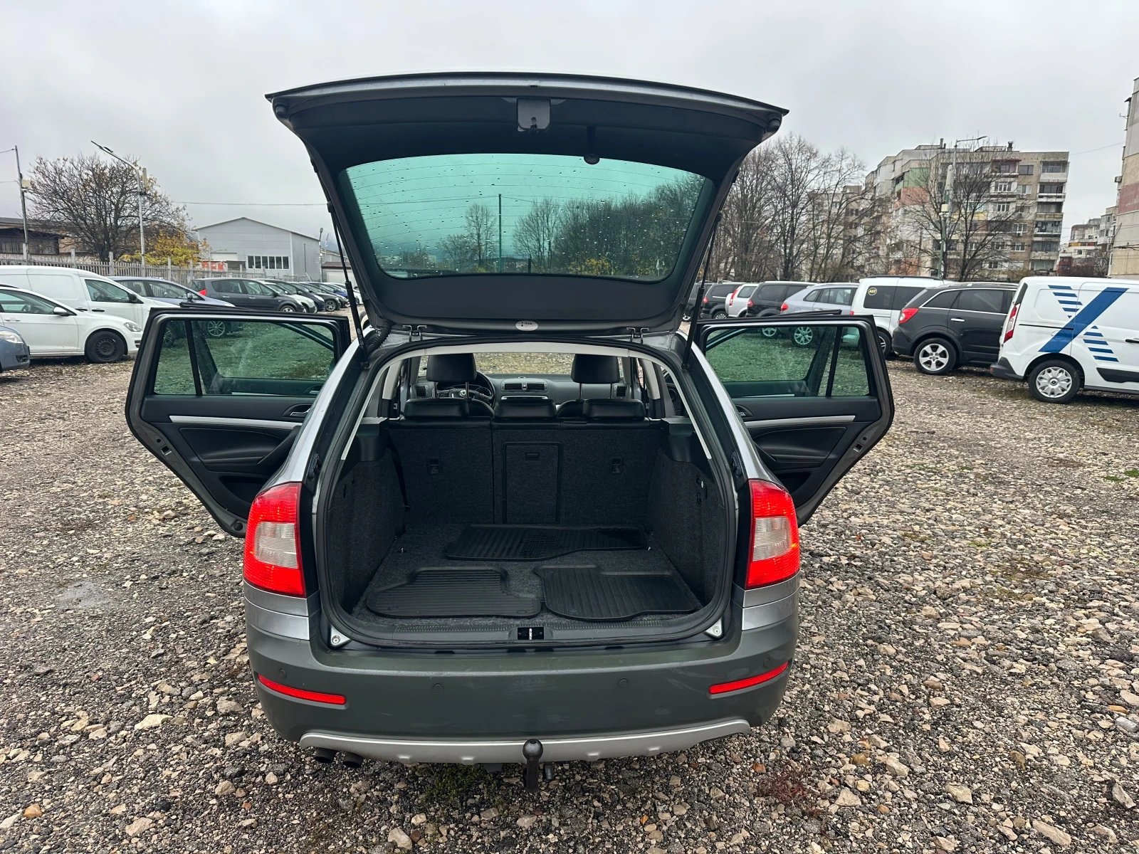 Skoda Octavia 2.0TDI 140kc 4X4 SCOU NAVIT | Mobile.bg � ����������� 14