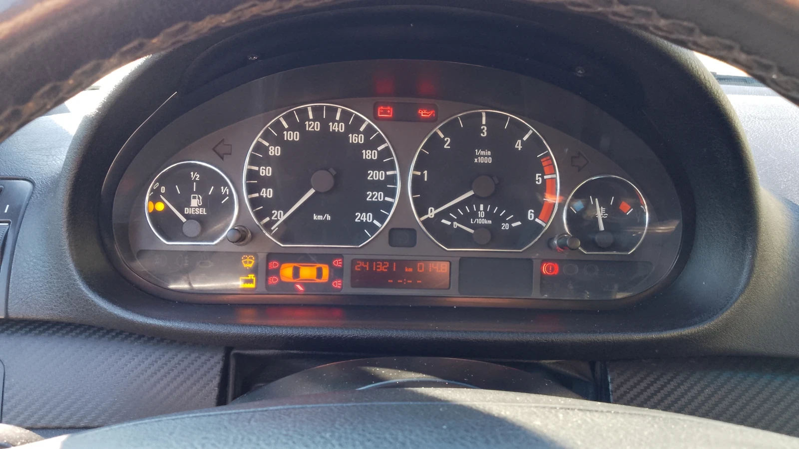 BMW 320  - изображение 10