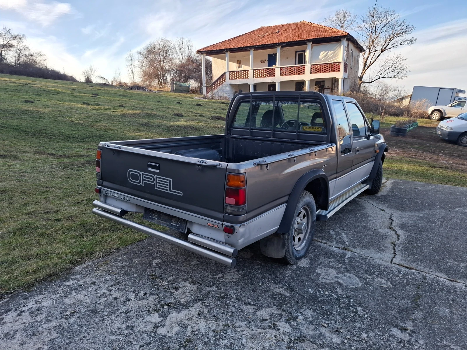 Isuzu Pickup 2.5d, снимка 4 - Автомобили и джипове - 53806788