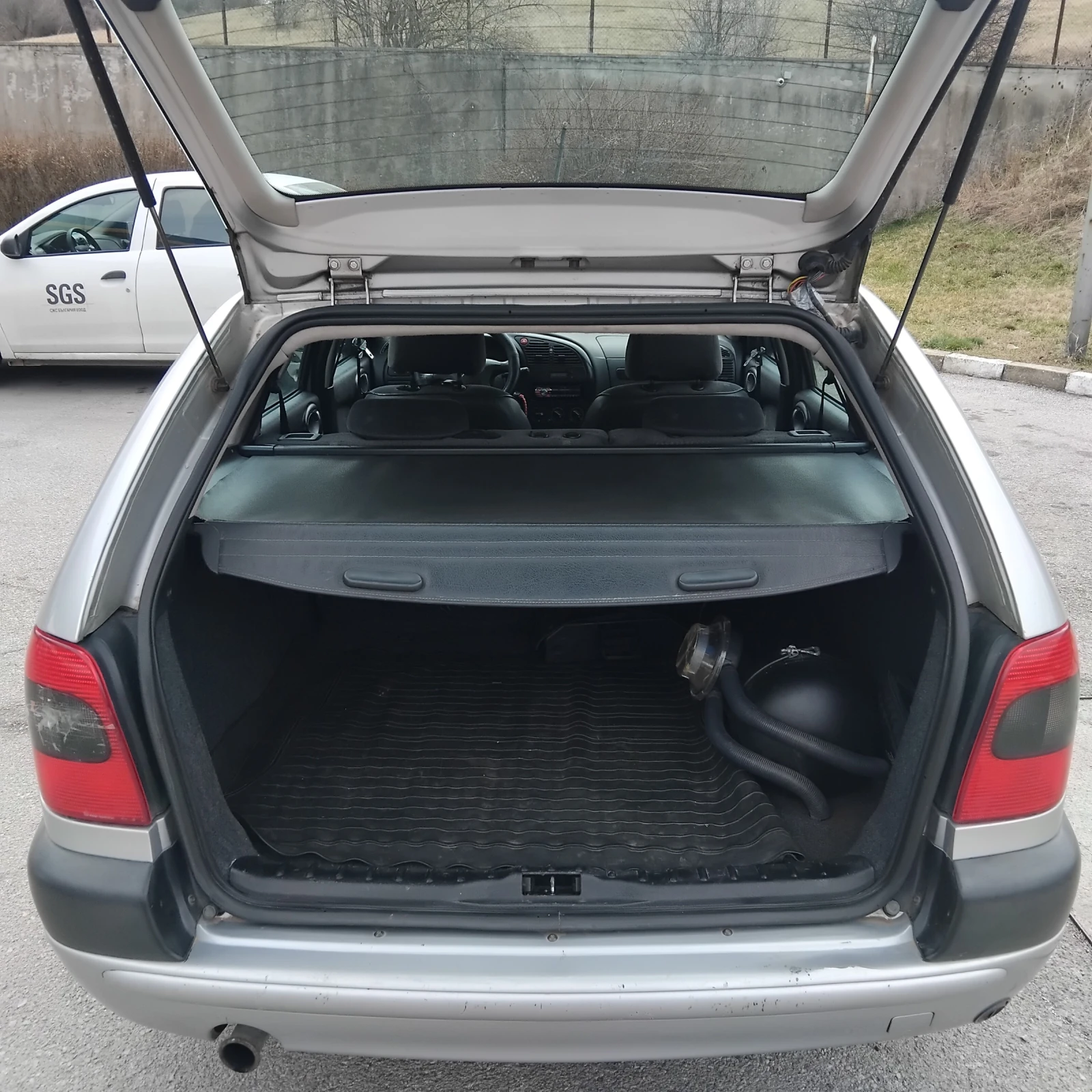 Citroen Xsara 1.4/ГАЗ/Обслужена , снимка 12 - Автомобили и джипове - 53900132