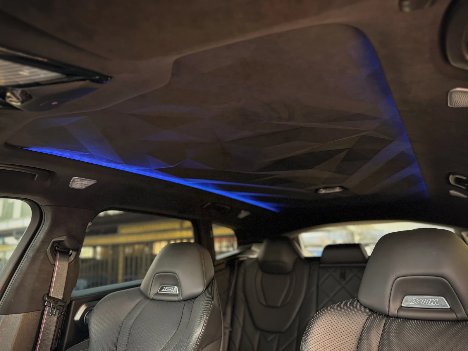 BMW XM RNG DESIGN 1 of 1= XDRIVE= M DRIVE PACKAGE= B&W= , снимка 13 - Автомобили и джипове - 53999246