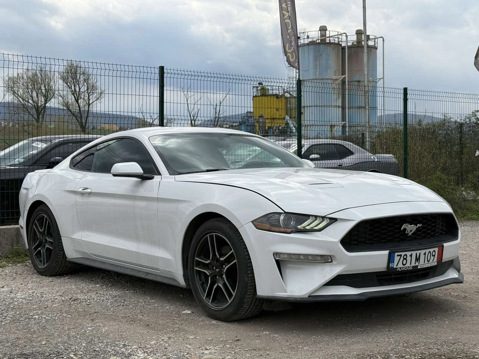 Ford Mustang FACE* 2.3ECOBOOST* NAVI* РЕАЛНИ КМ!, снимка 3 - Автомобили и джипове - 54337817