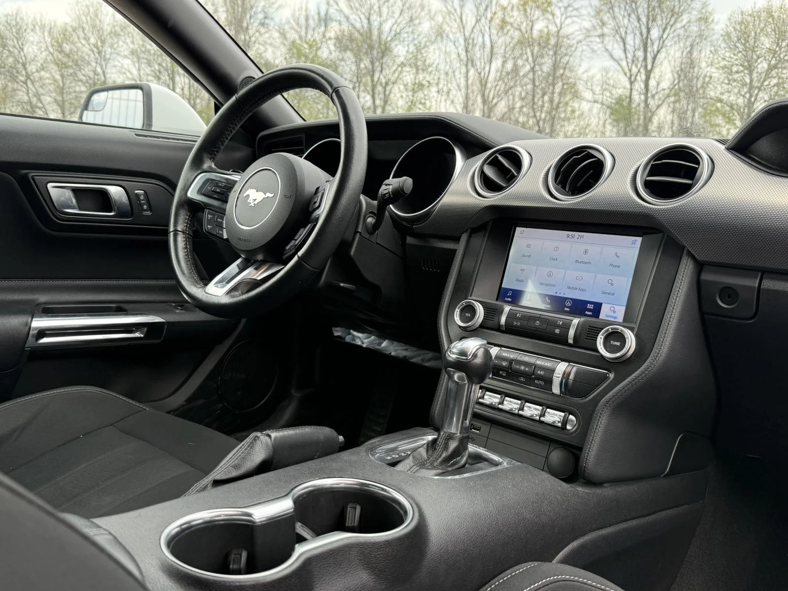 Ford Mustang FACE* 2.3ECOBOOST* NAVI* РЕАЛНИ КМ!, снимка 7 - Автомобили и джипове - 54337817