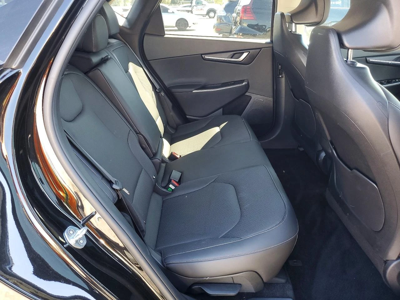 Kia EV6 0.0l Wind, снимка 10 - Автомобили и джипове - 54370163