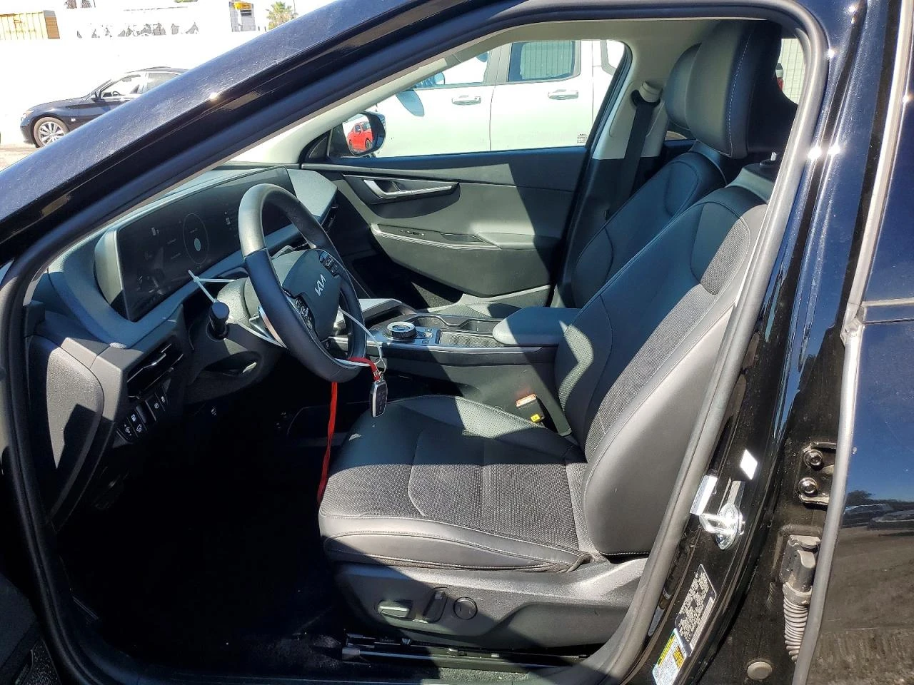 Kia EV6 0.0l Wind, снимка 7 - Автомобили и джипове - 54370163