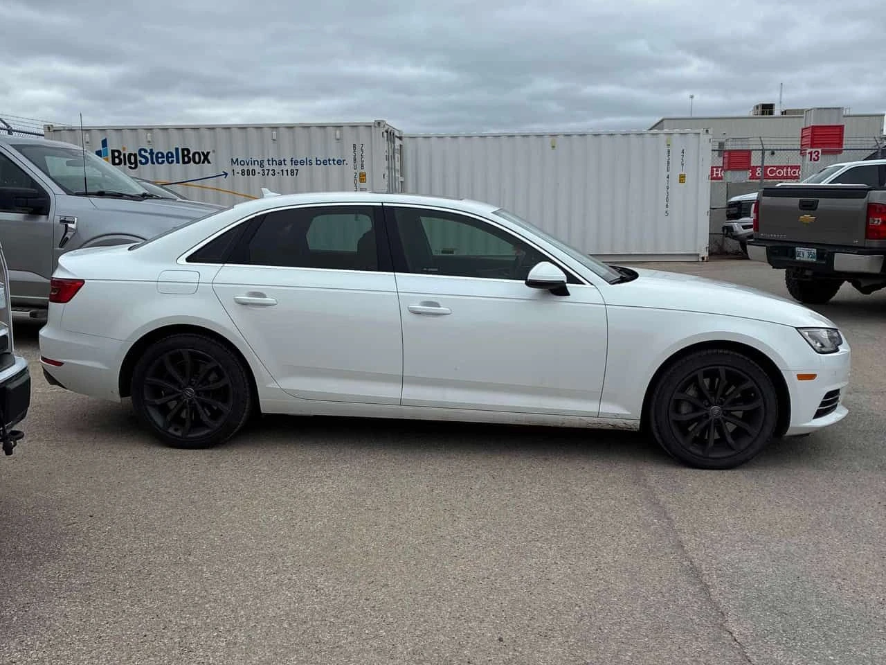 Audi A4 | Progressiv | CARFAX | ПОДГРЕВ | ШИБЕДАХ | , снимка 3 - Автомобили и джипове - 54432358