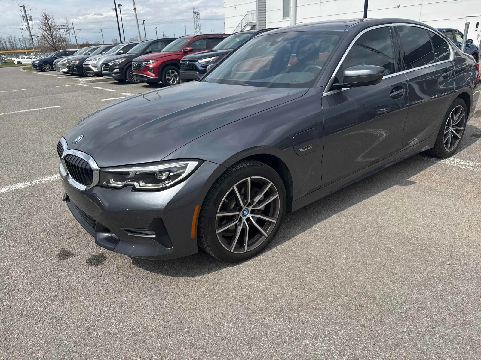 BMW 330 HYBRID * ПОДГРЕВ * ПАНОРАМА* CARFAX, снимка 5 - Автомобили и джипове - 54529100