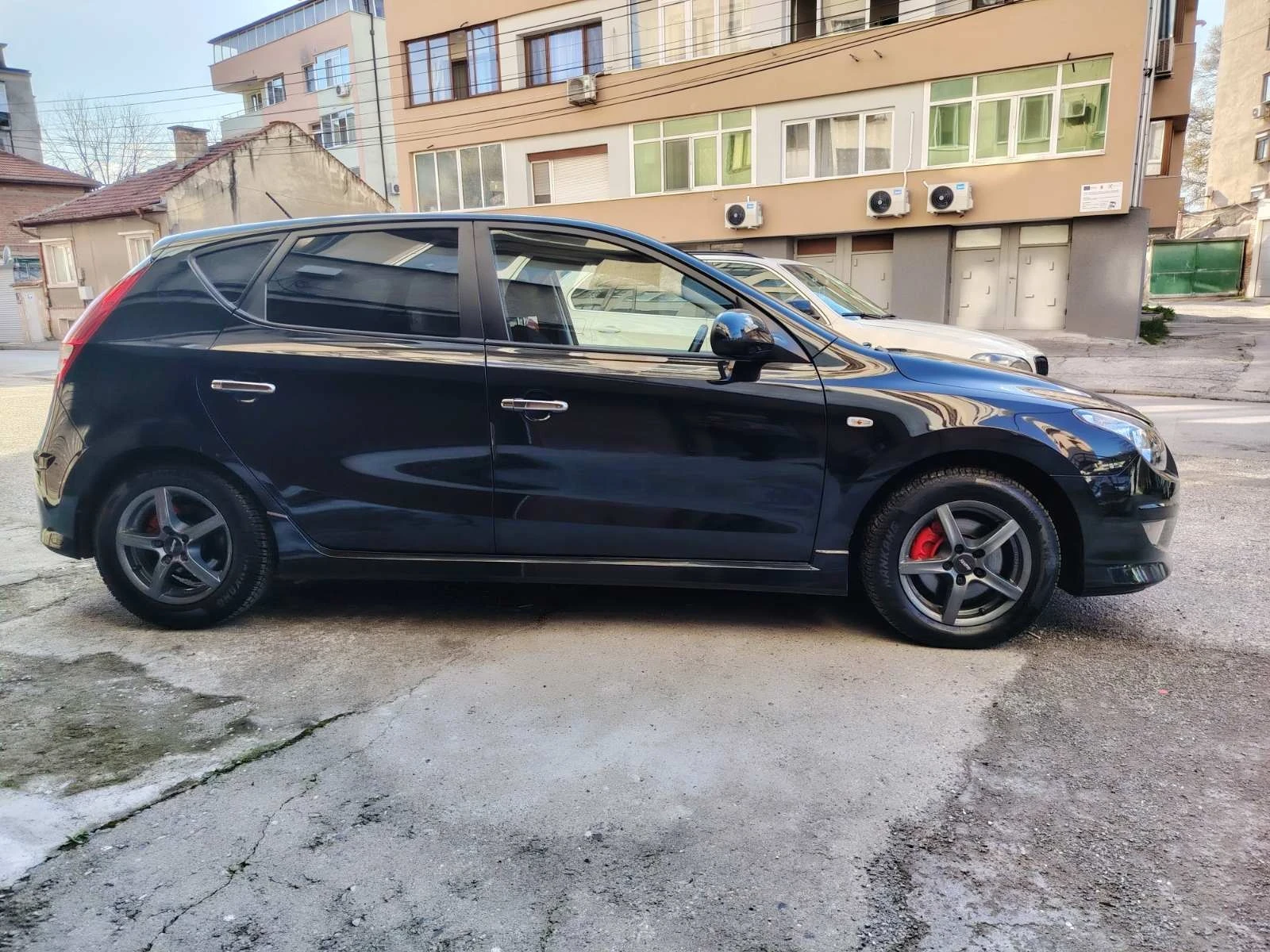 Hyundai I30 * 1.6-CRDI* -90ks., снимка 2 - Автомобили и джипове - 54747107