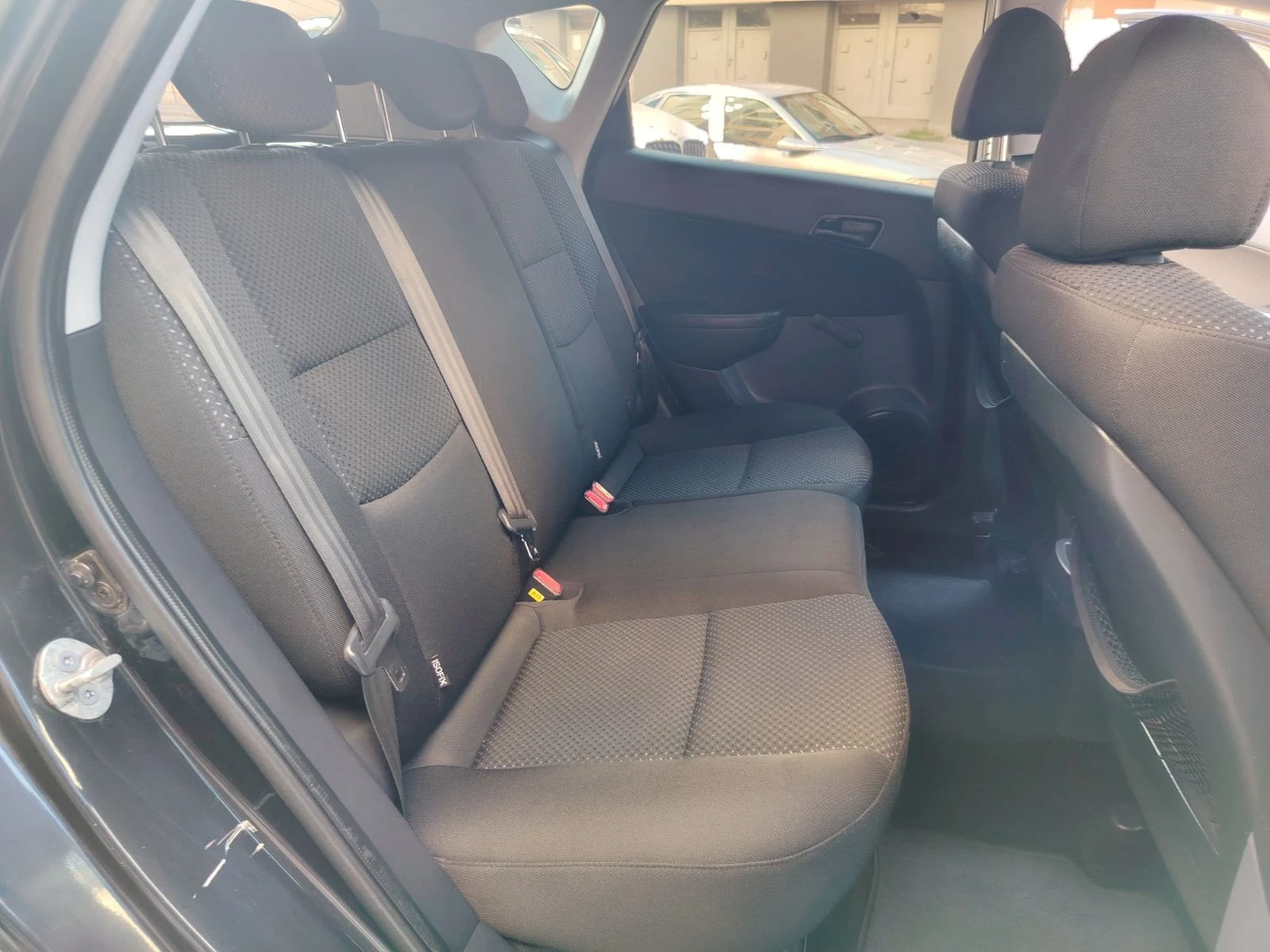 Hyundai I30 * 1.6-CRDI* -90ks., снимка 10 - Автомобили и джипове - 54747107