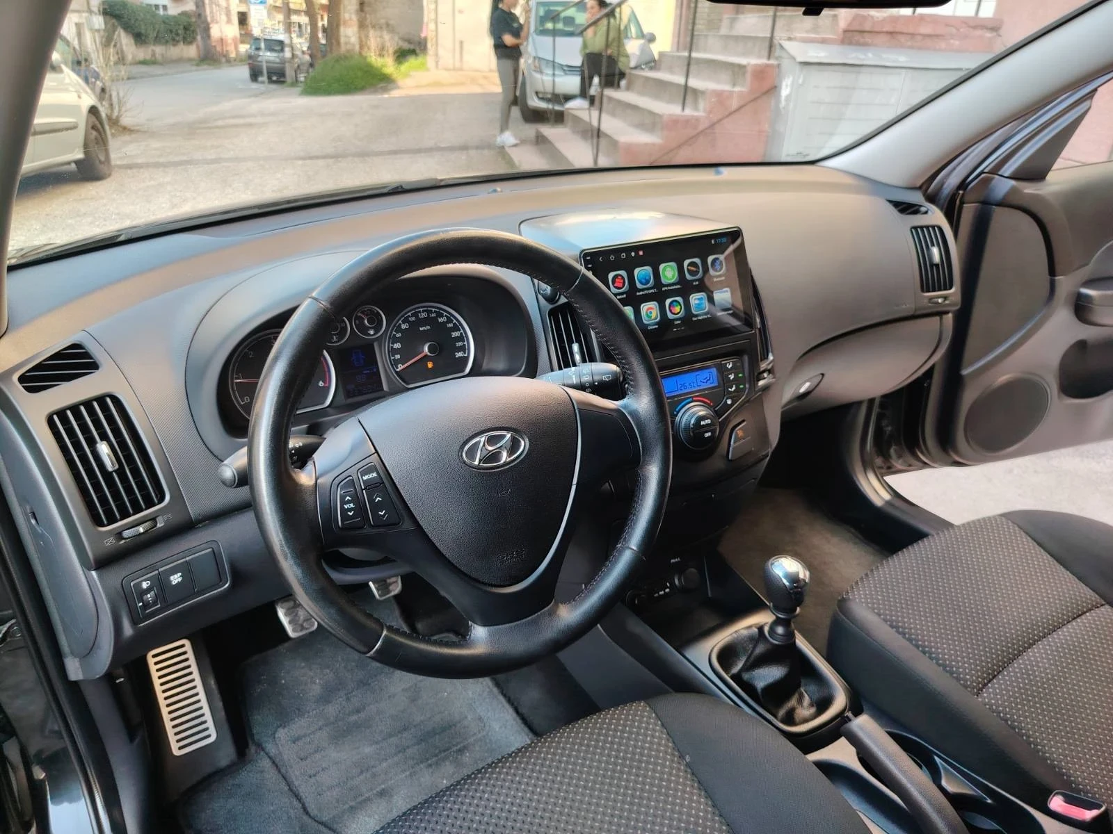Hyundai I30 * 1.6-CRDI* -90ks., снимка 7 - Автомобили и джипове - 54747107
