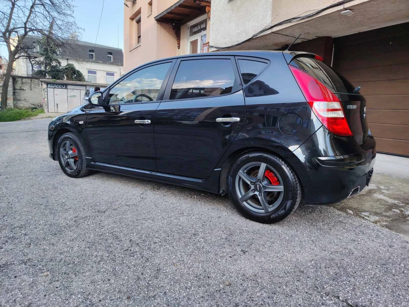 Hyundai I30 * 1.6-CRDI* -90ks., снимка 4 - Автомобили и джипове - 54747107