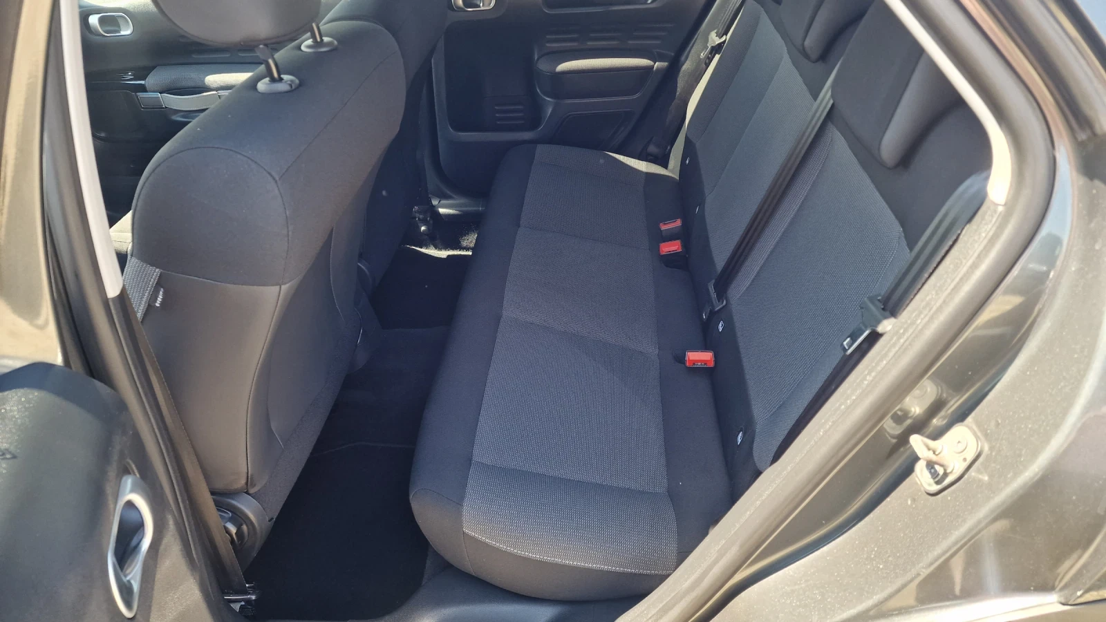 Citroen C4 Cactus 1.2T-Shine , снимка 11 - Автомобили и джипове - 54799465