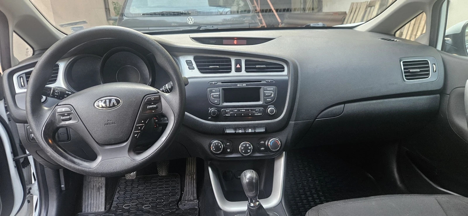 Kia Ceed 1.4 cvvt от България 169374, снимка 11 - Автомобили и джипове - 55399118