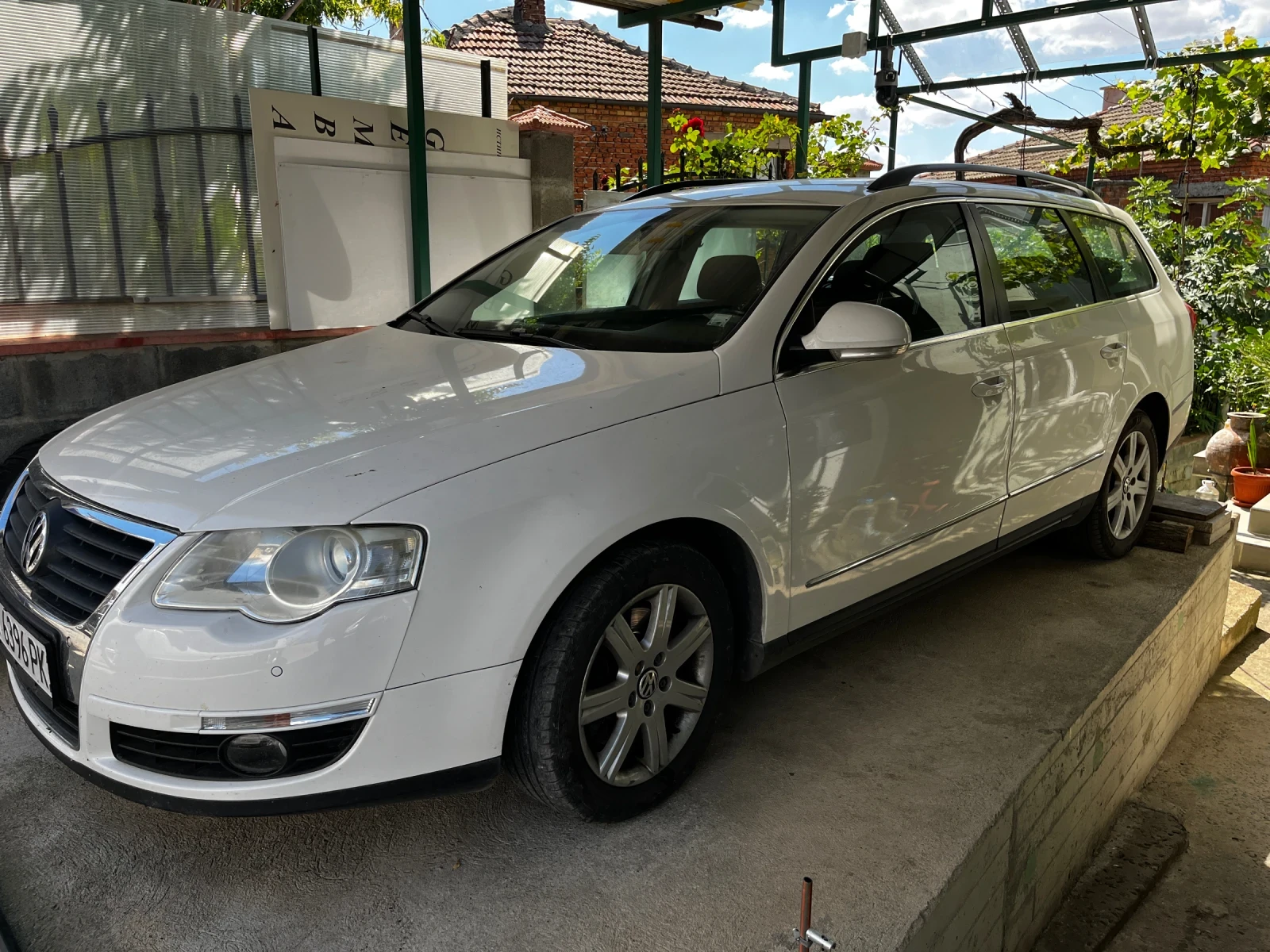 VW Passat 2.0 TDI 140 hp, снимка 4 - Автомобили и джипове - 55678716