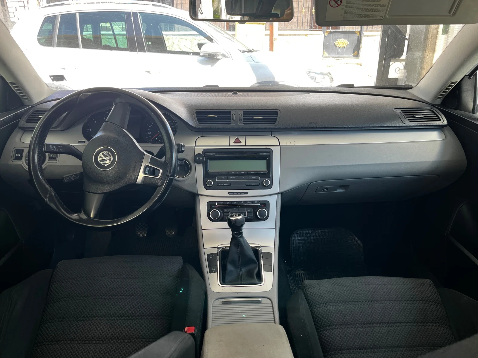 VW Passat 2.0 TDI 140 hp, снимка 8 - Автомобили и джипове - 55678716